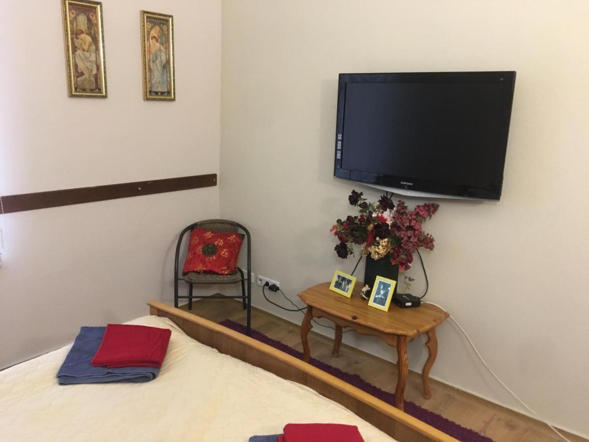 Luteranska Romantic Apartment Kyjev Exteriér fotografie